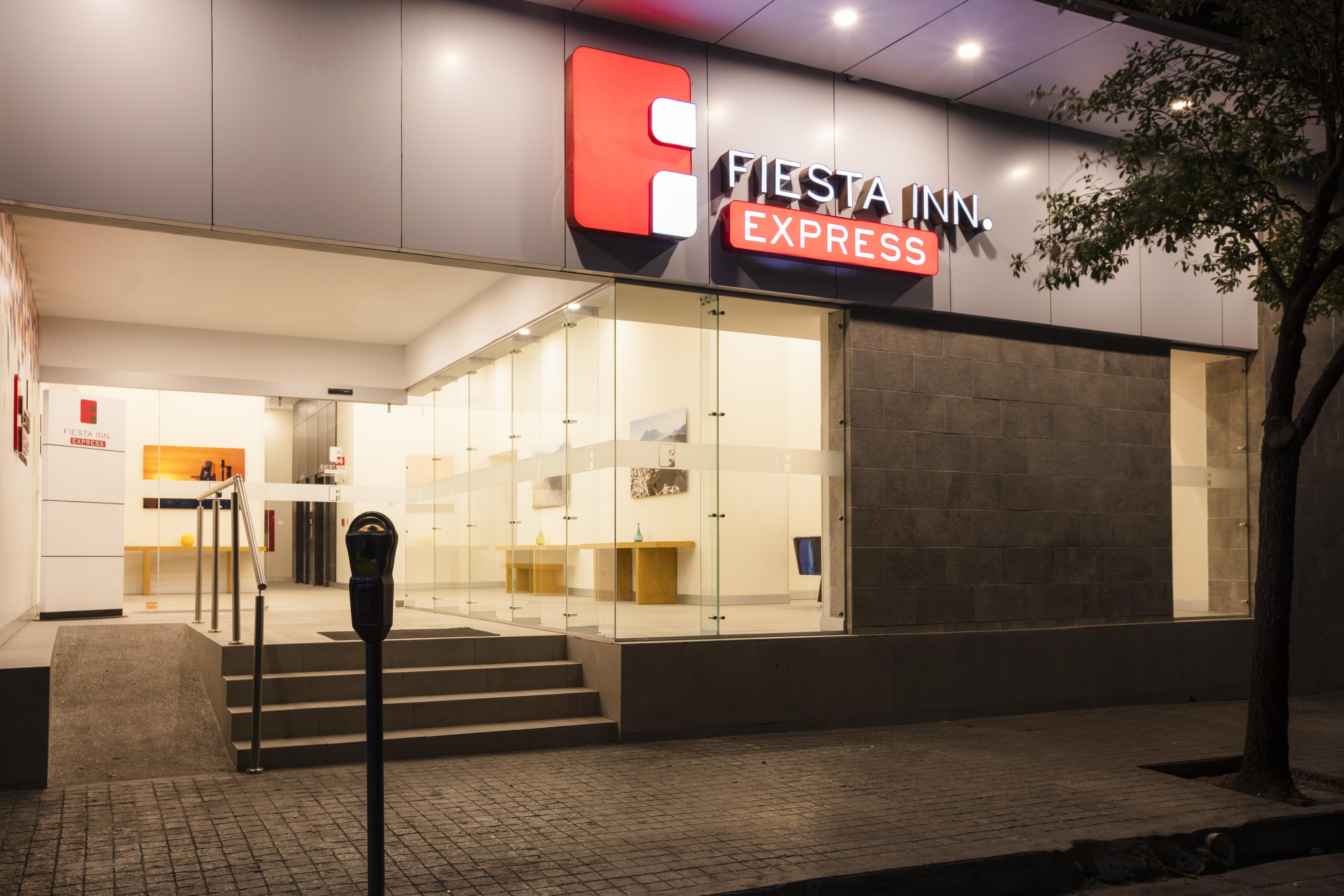 Fiesta Inn Express Monterrey Centro Exterior foto